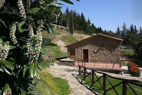 Portole Hotel Pergo di Cortona Italy