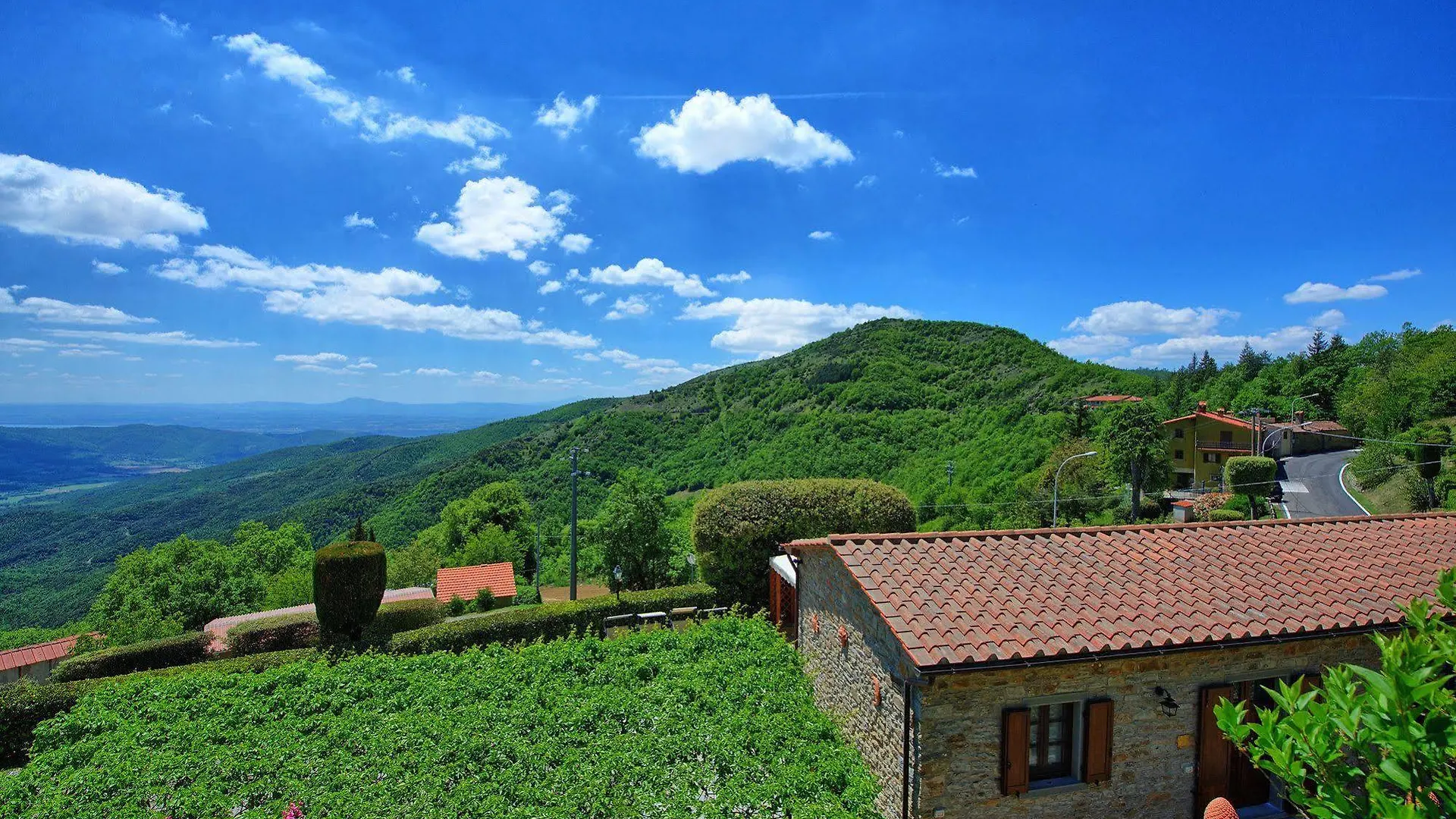 Portole Hotel Pergo di Cortona Italy