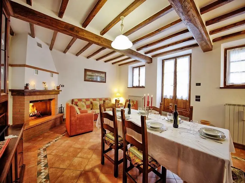 Portole Hotel Pergo di Cortona Italy