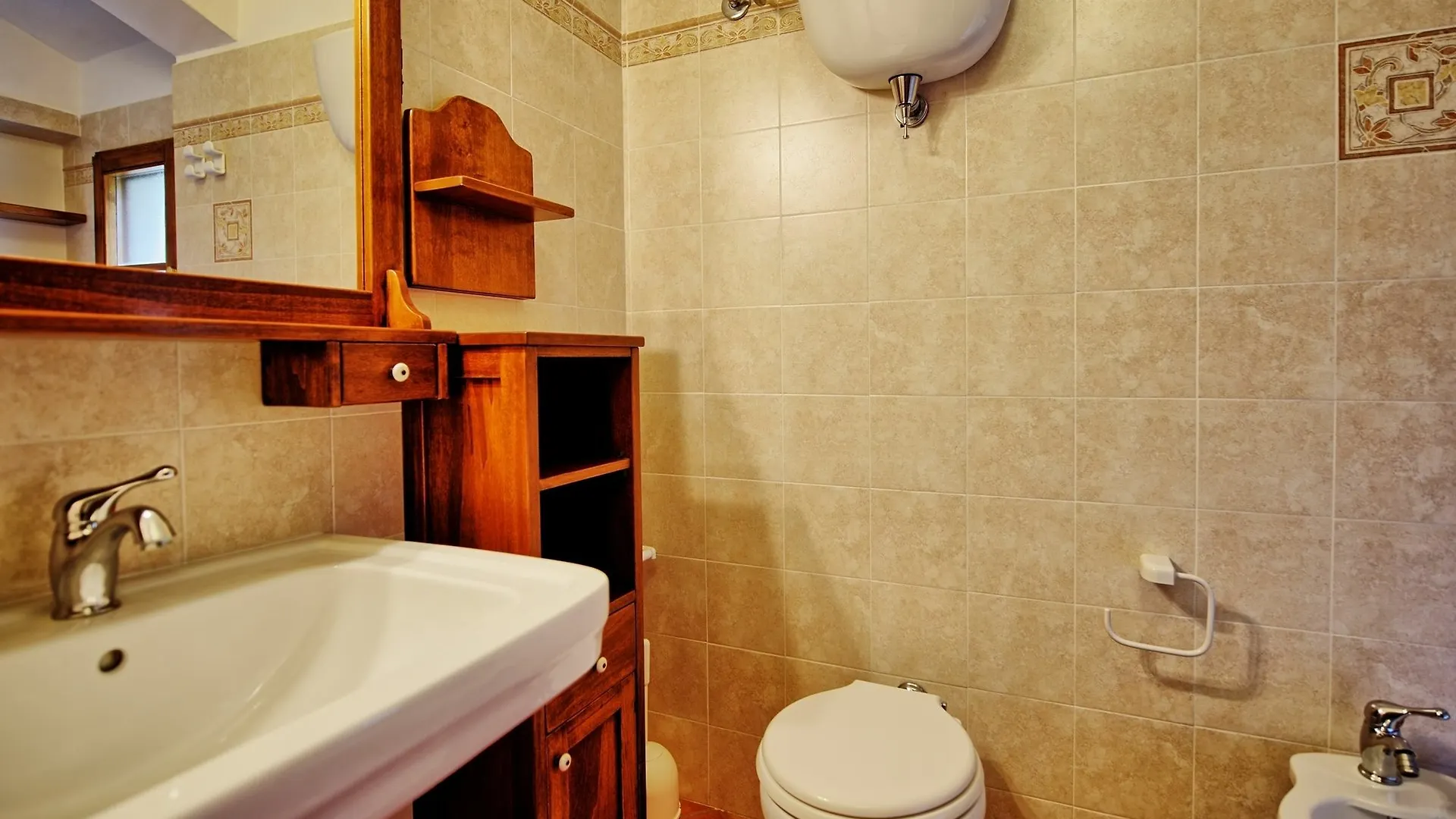 Portole Hotel Pergo di Cortona 0*,